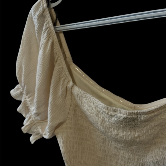 Forever 21 Cream Puff Sleeve Crop Top - Picture 4 of 5